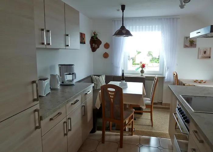 Haus Burgblick Apartamento *