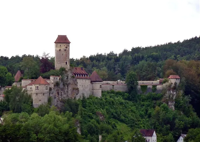 Haus Burgblick Apartamento *